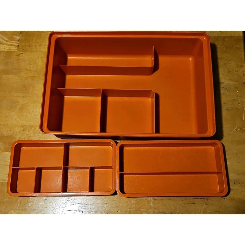 Tupperware excellent few